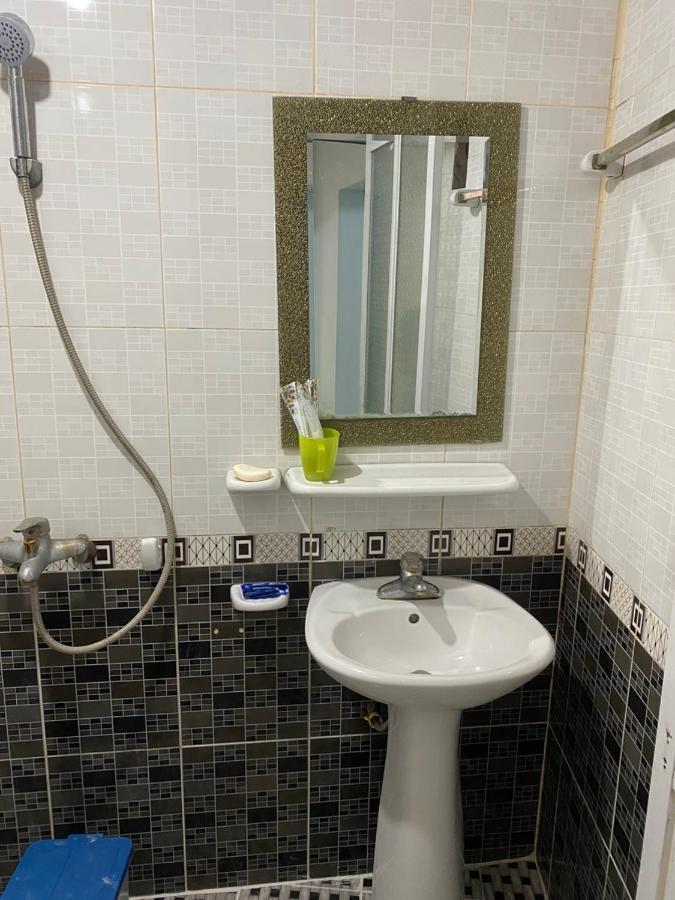 Nha Nghi Hung Thom Aparthotel Dong Khe Sau ภายนอก รูปภาพ